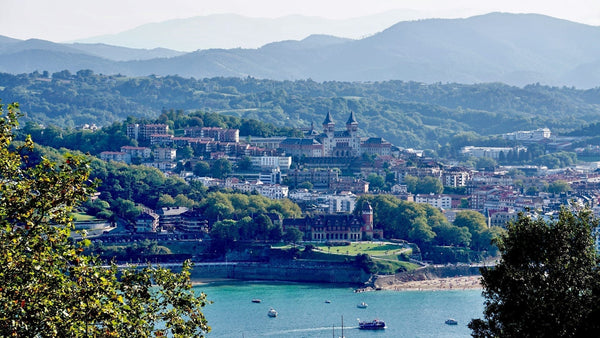 San Sebastian im Baskenland mit Blick auf das Miramar